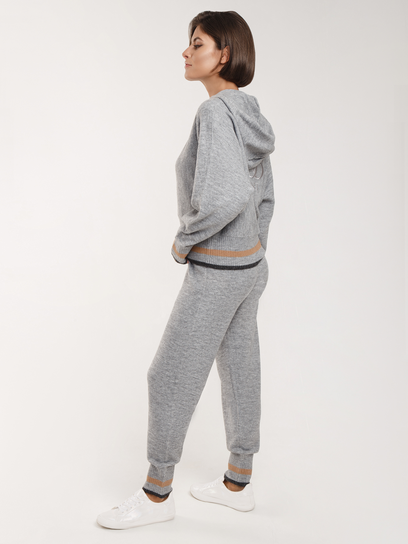 Костюм толстовка / брюки