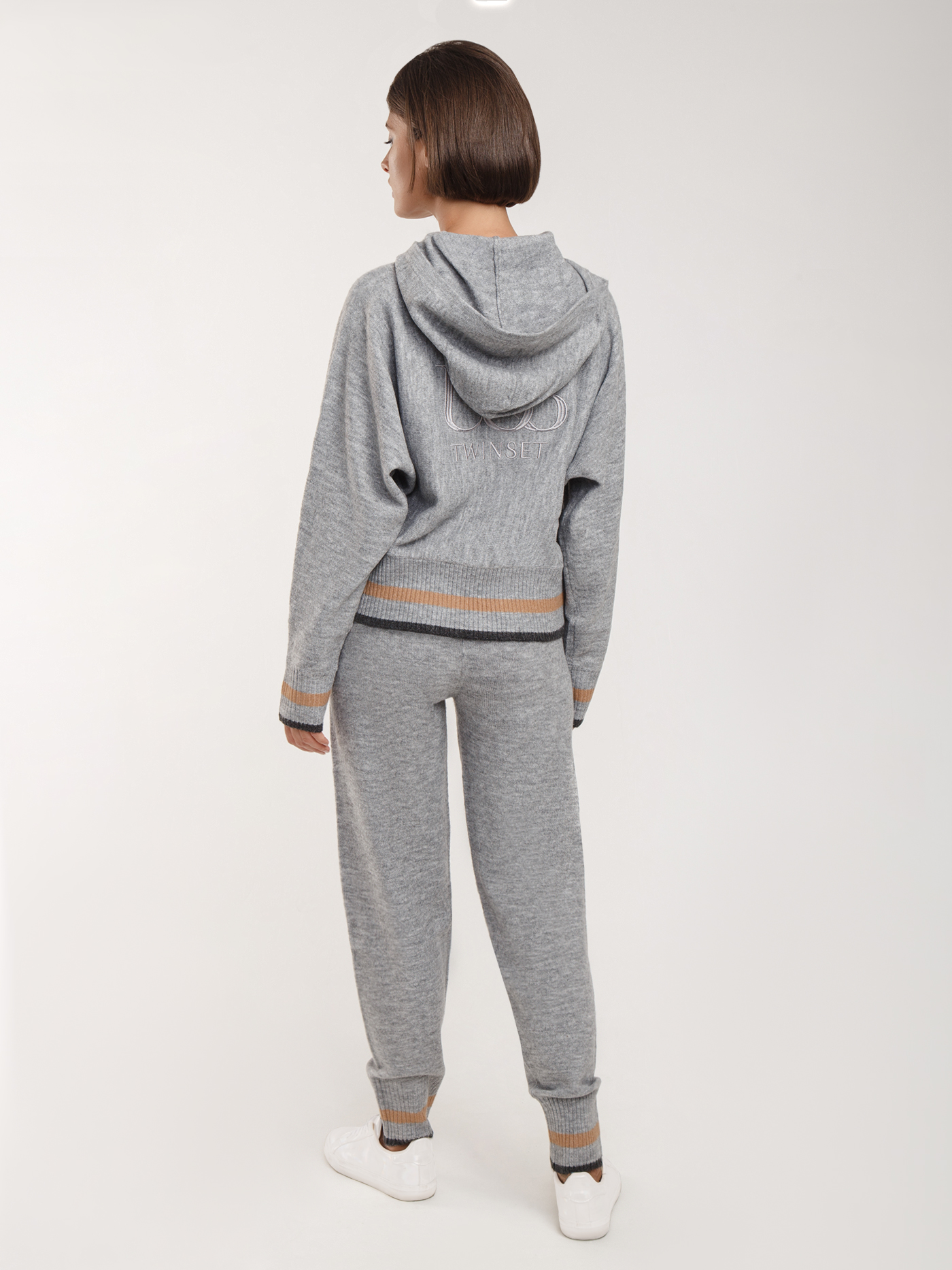 Костюм толстовка / брюки