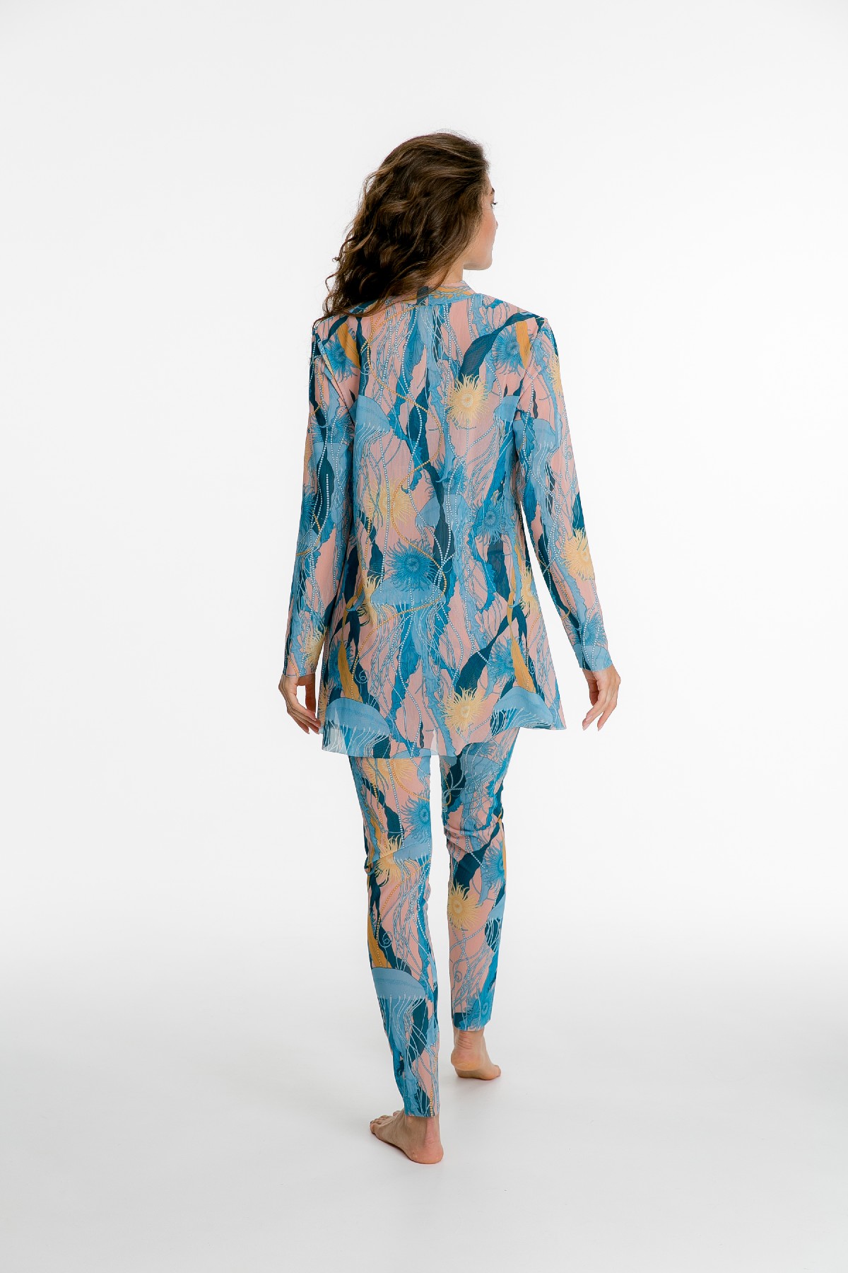 Костюм футболка / легинсы