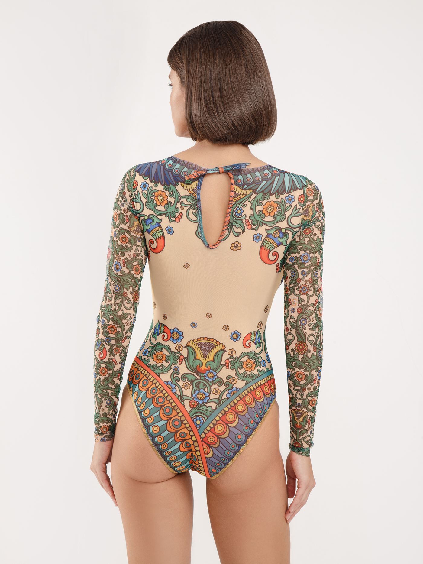 Купальник слитный с мягкой чашкой