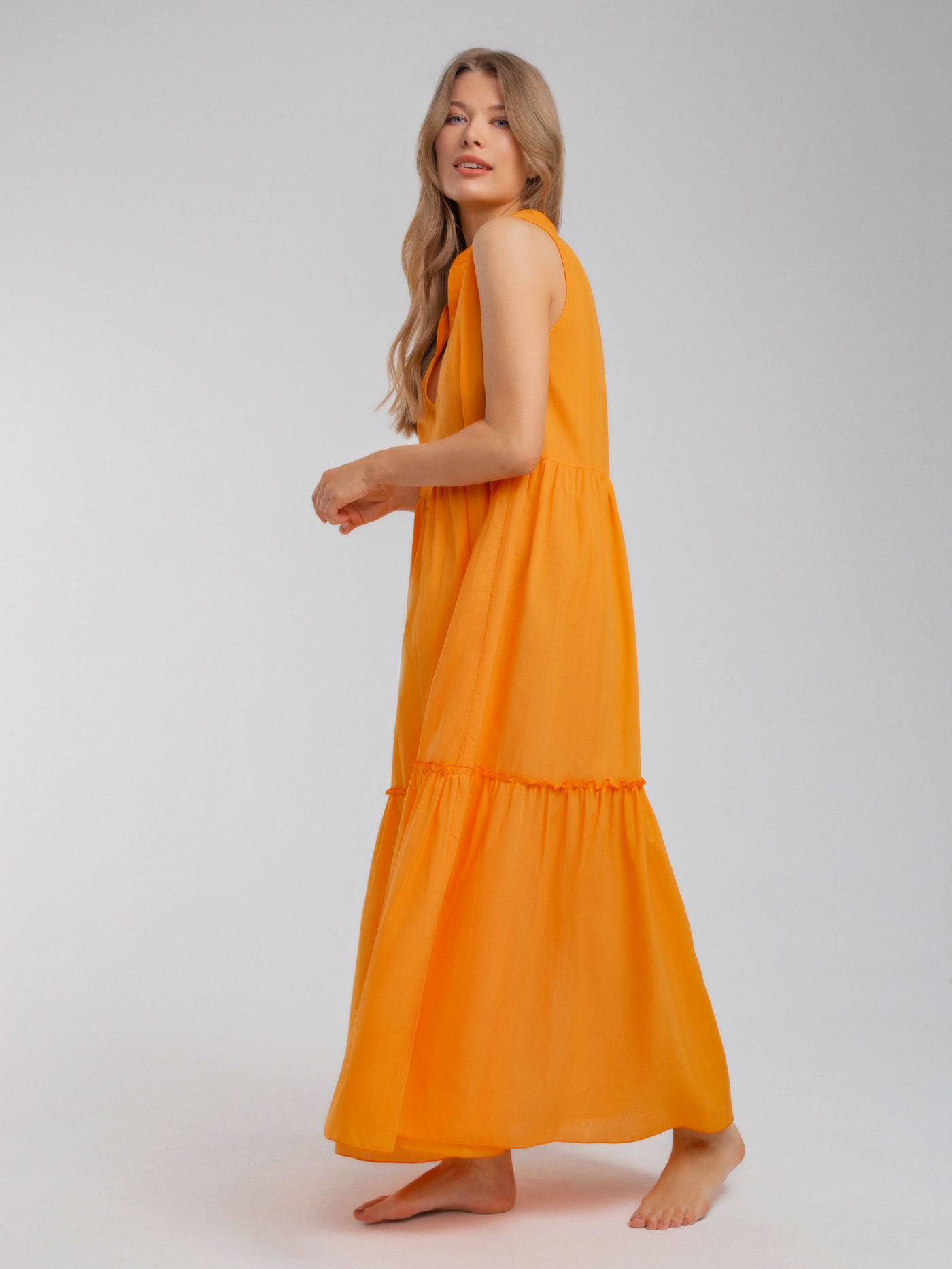 Платье длинное