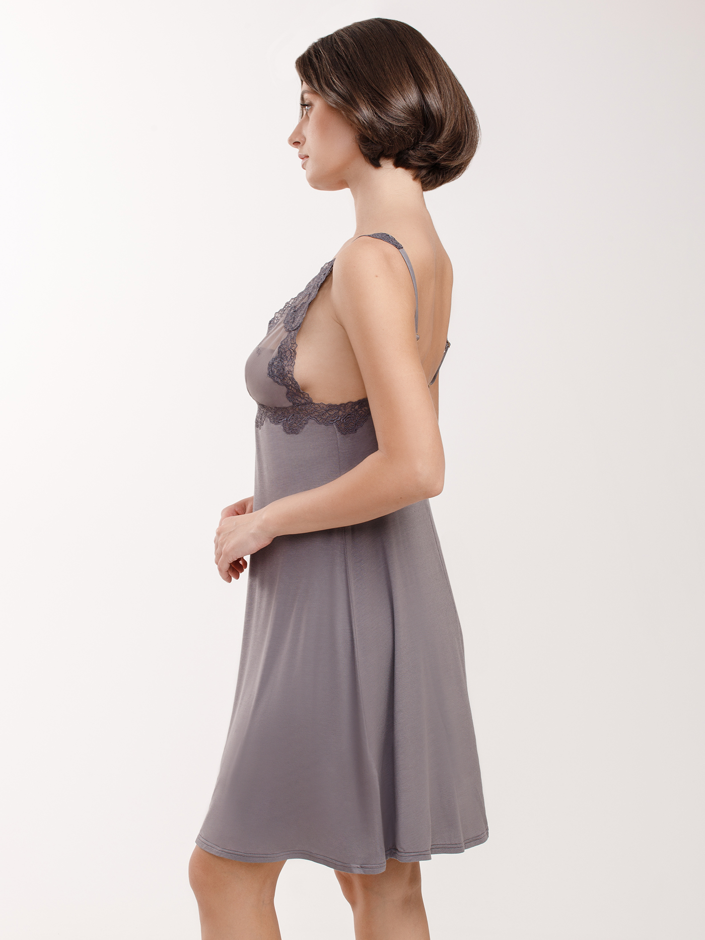 Сорочка на бретелях