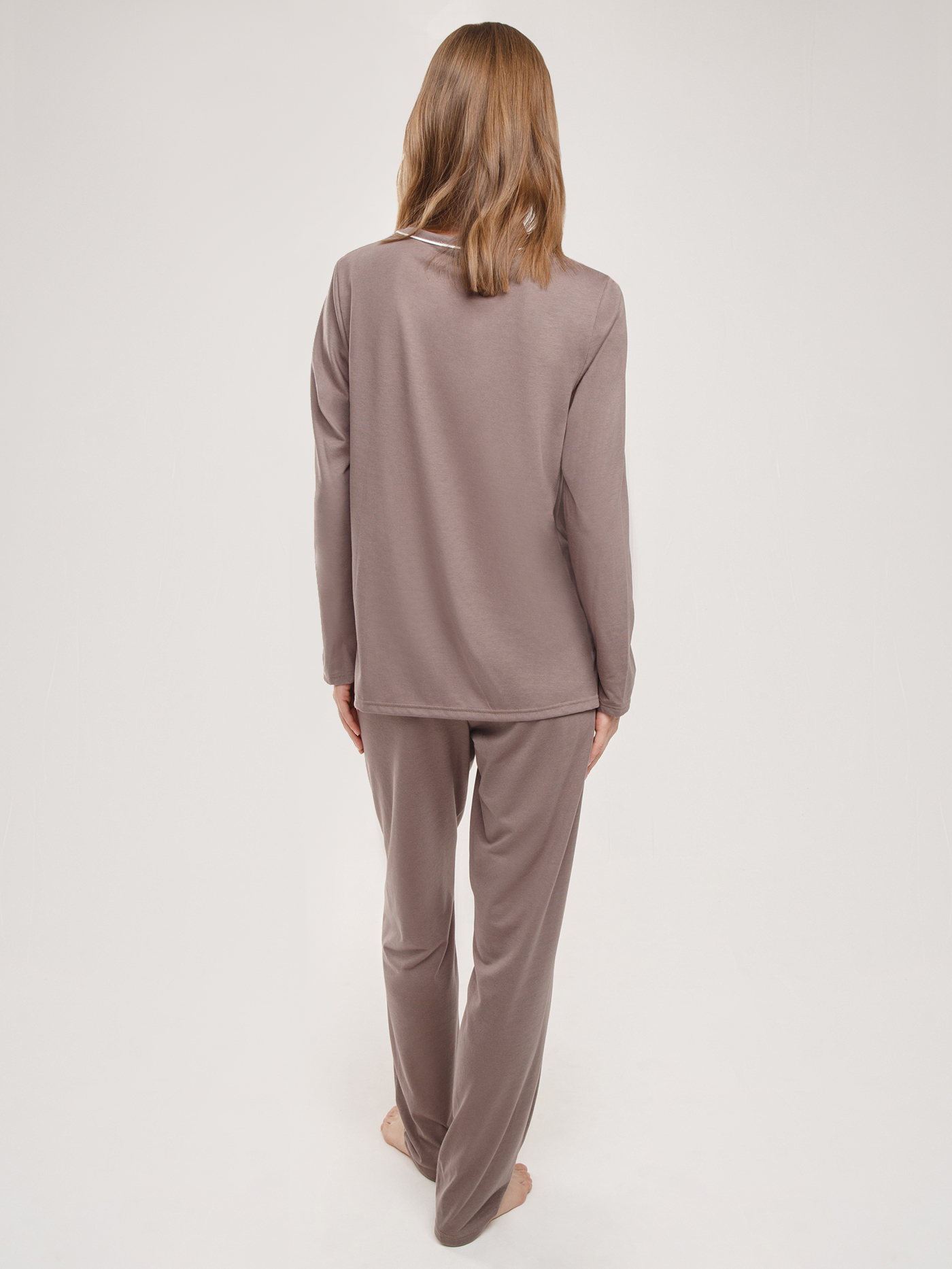 Костюм футболка / брюки