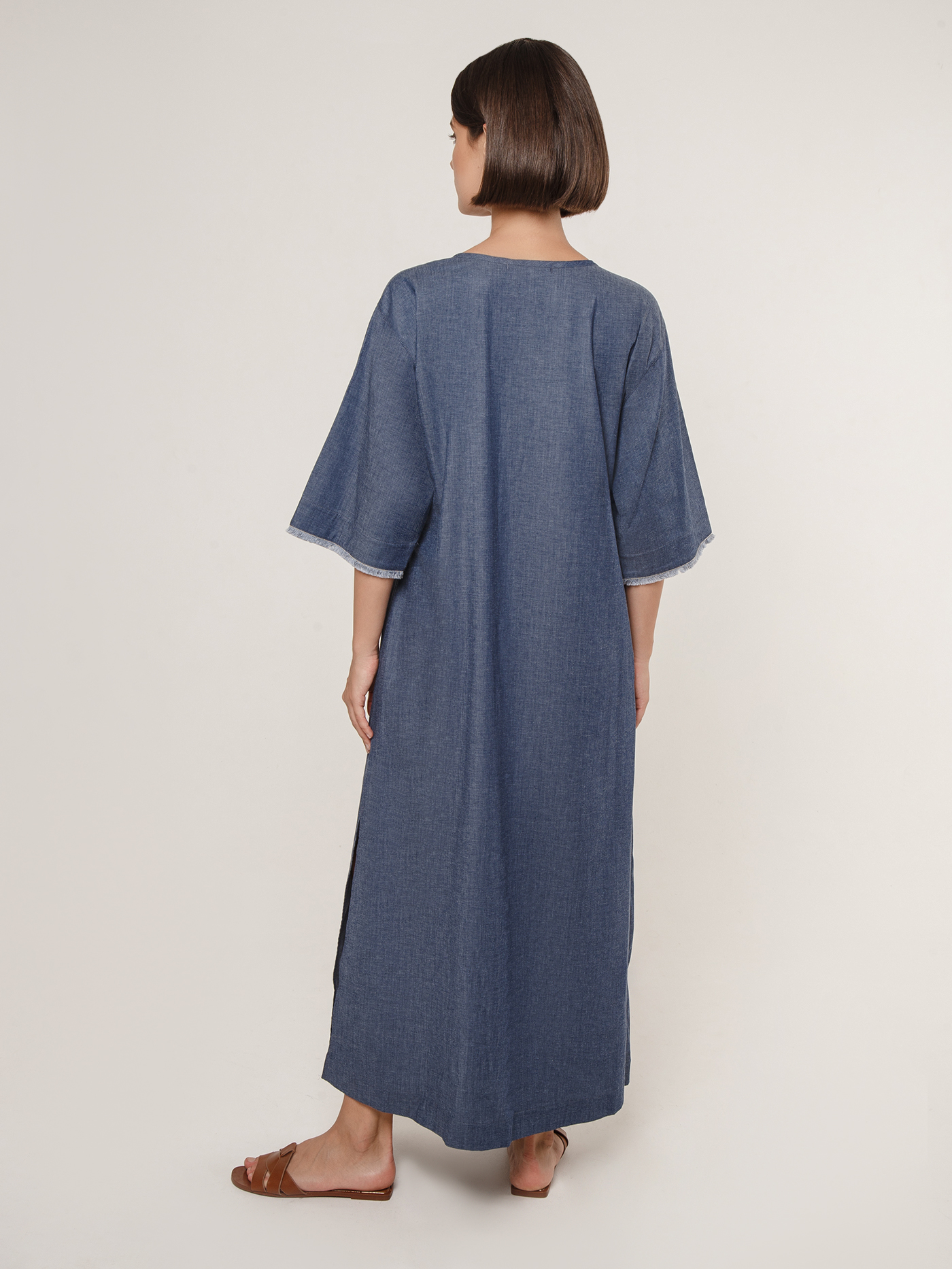 Платье длинное